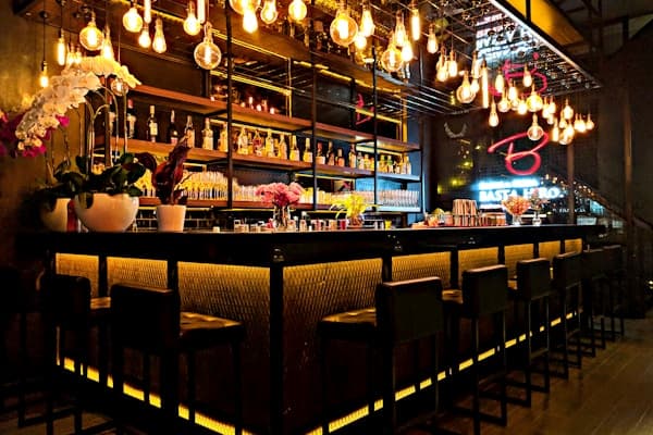 Pomus Folkestone — modern British restaurant in the Creative Quarter